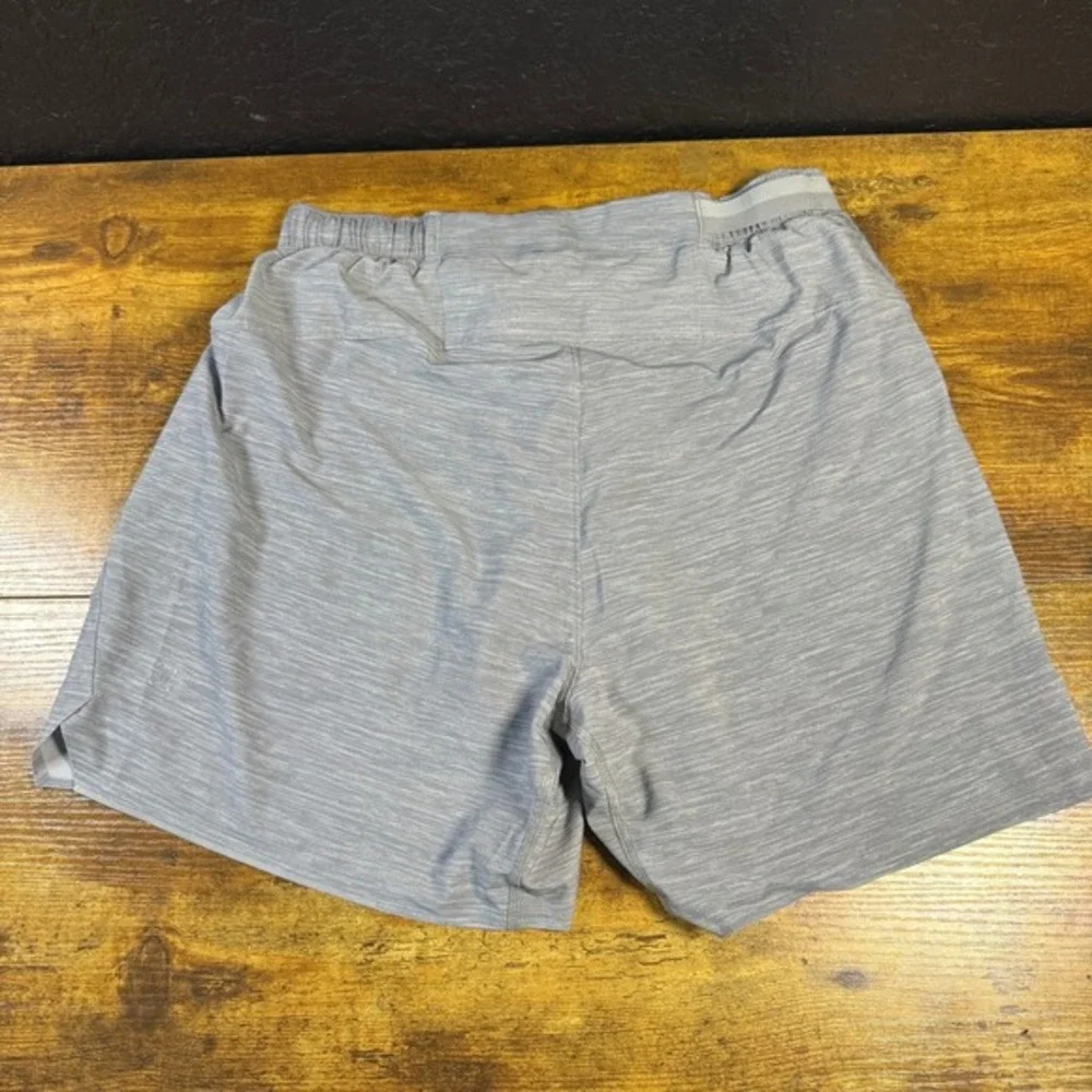 Lululemon Pace Breaker Heathered Grey Polyester‎ Athletic Shorts Mens Medium - Picture 2 of 2